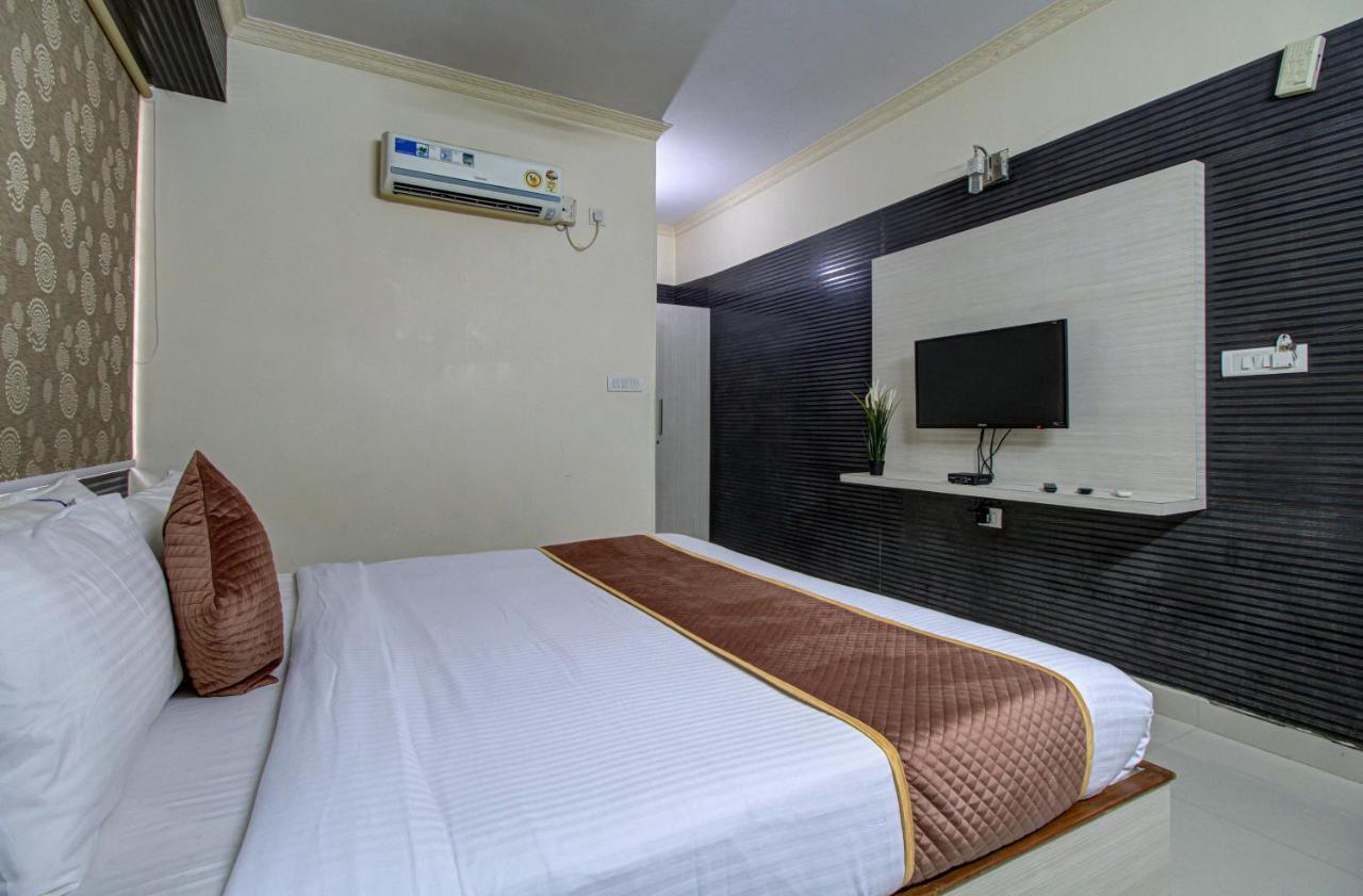 Hotel Royal Classio, 벵갈루루 외부 사진
